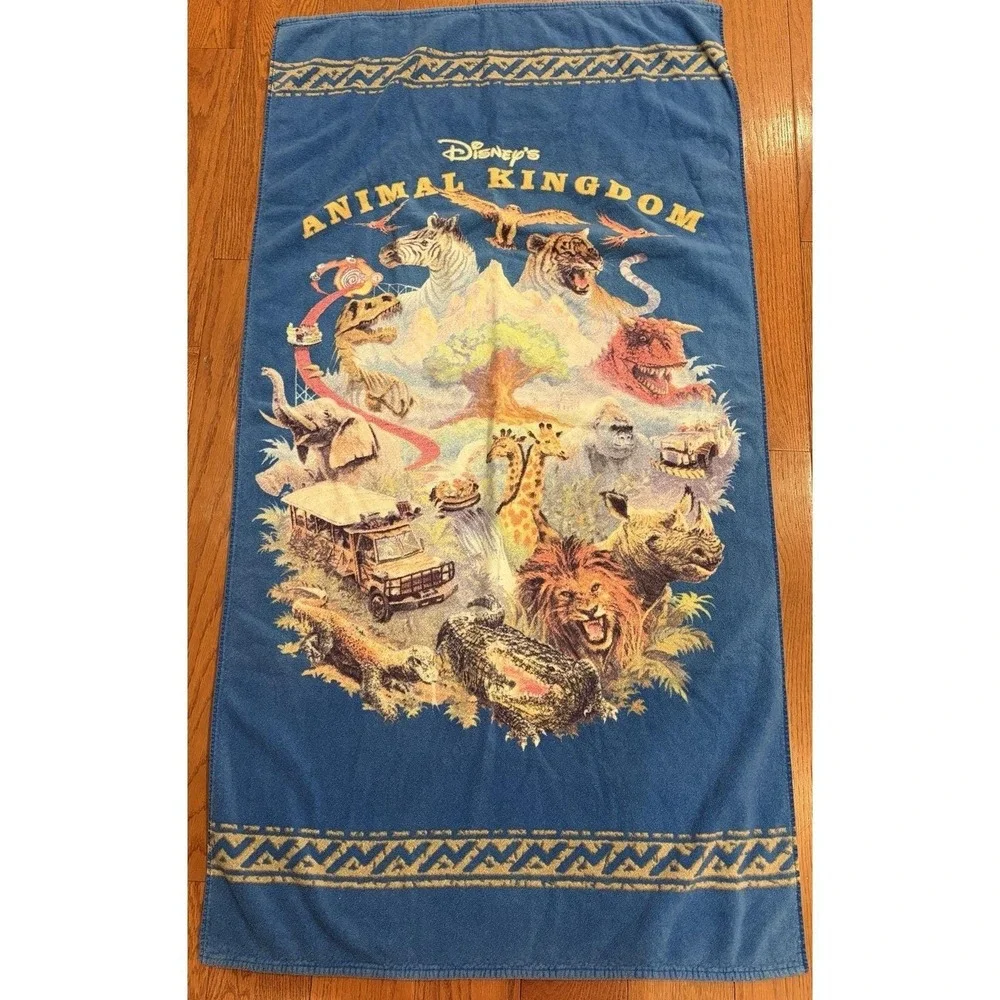 Vintage Disney Animal Kingdom Animals Beach Towel